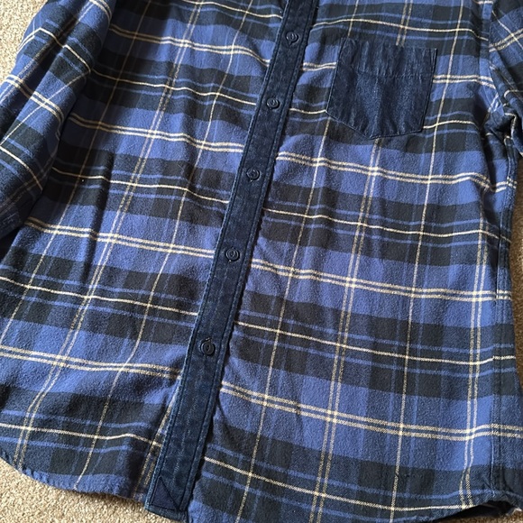 Men’s Slim Fit Flannel UNTUCKit Shirt - Picture 5 of 6